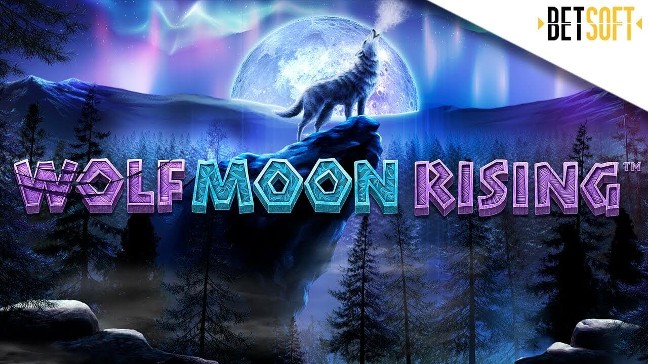 Wolf moon rising